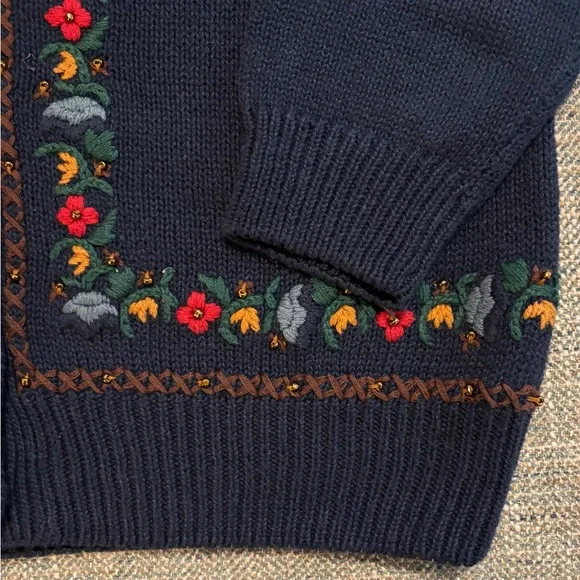 Huntington Ridge Embroidered Navy V-Neck Cardigan Sweater M - Picture 4 of 5